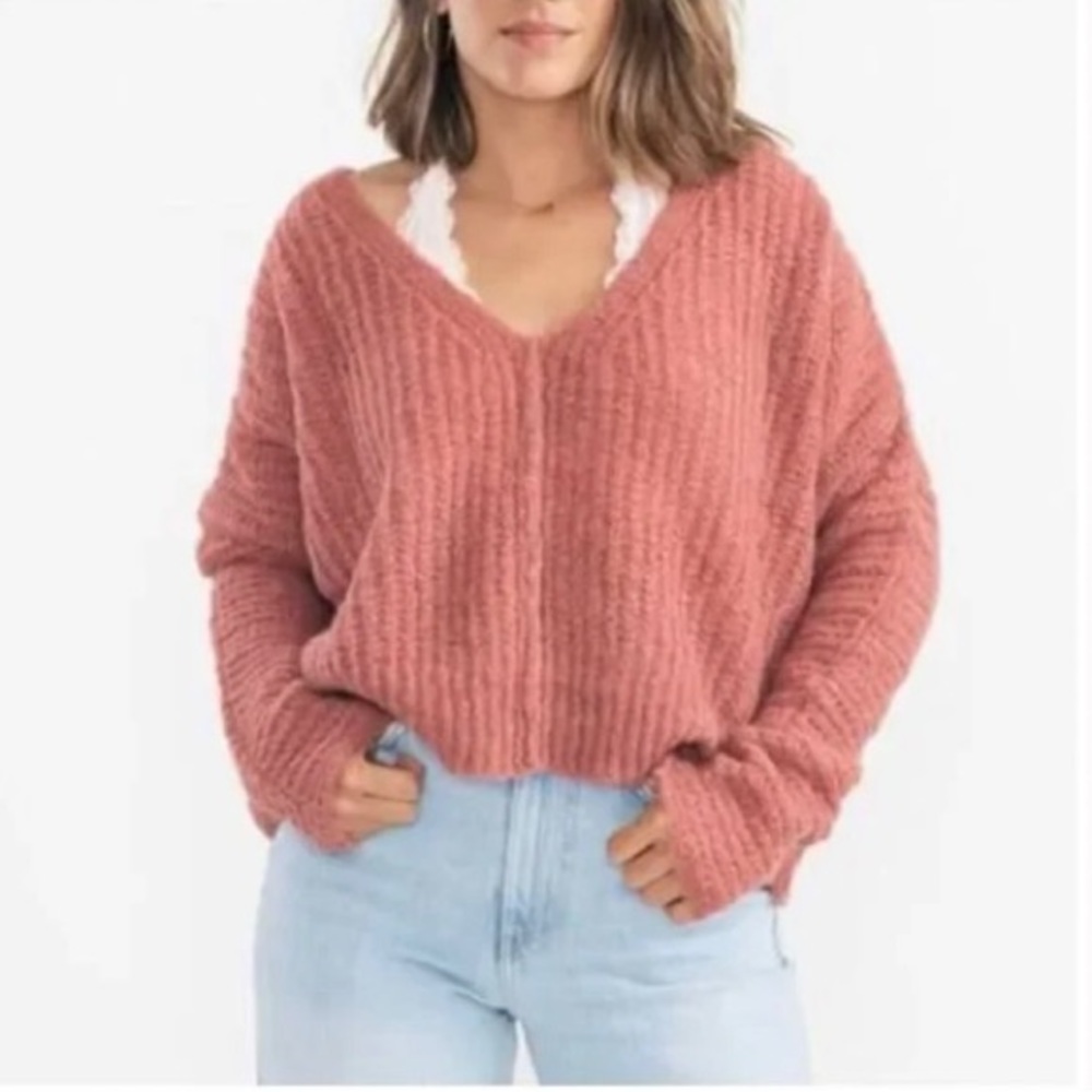 Free People Moonbeam V Neck Alpaca Blend Sweater
Pink